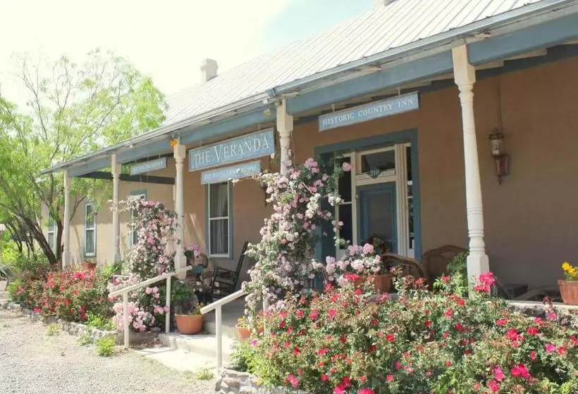 ベッドアンドブレックファースト Veranda Historic Inn