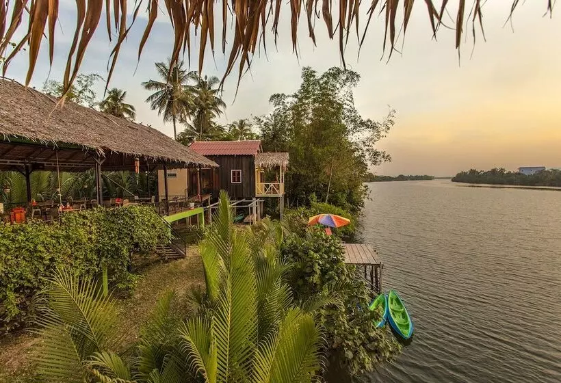هتل Green Mango Bungalows