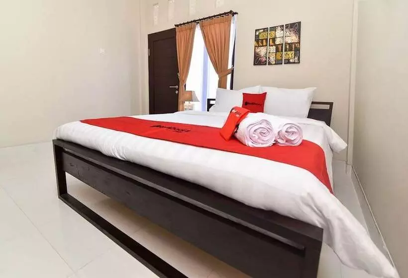Majatalo Reddoorz Plus Near Jalan Imam Bonjol Denpasar