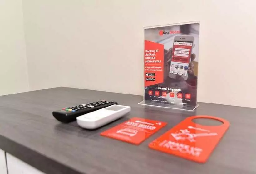 Majatalo Reddoorz Plus Near Jalan Imam Bonjol Denpasar