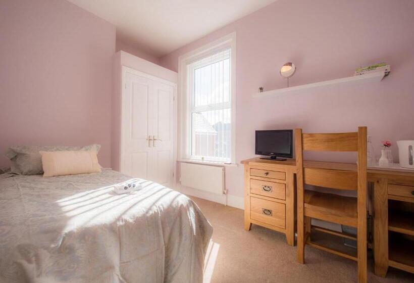 Tlc Exmouth Bed And Breakfast