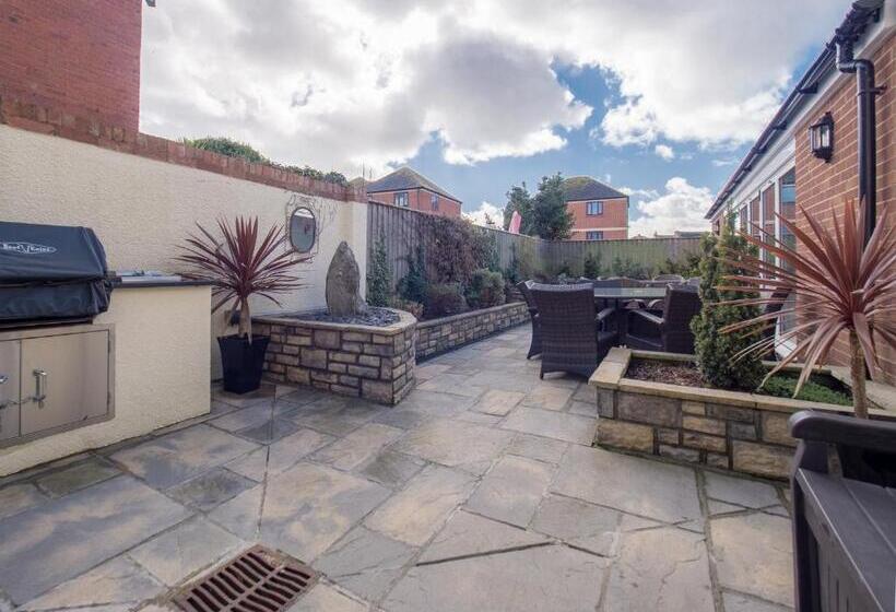 Tlc Exmouth Bed And Breakfast