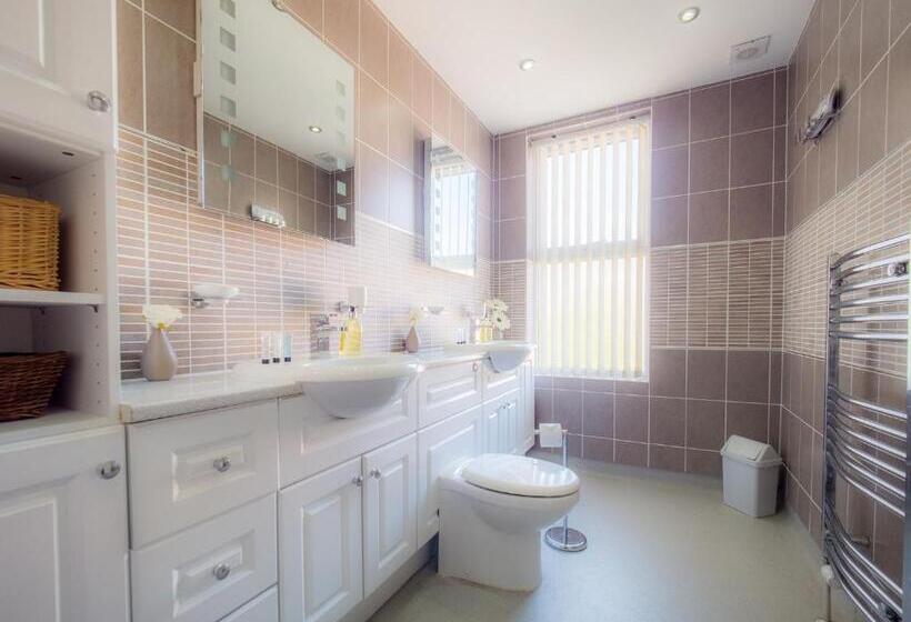 Tlc Exmouth Bed And Breakfast