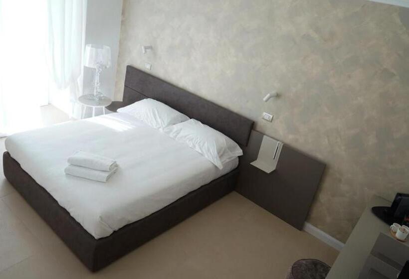 تختخواب و صبحانه Bari 102