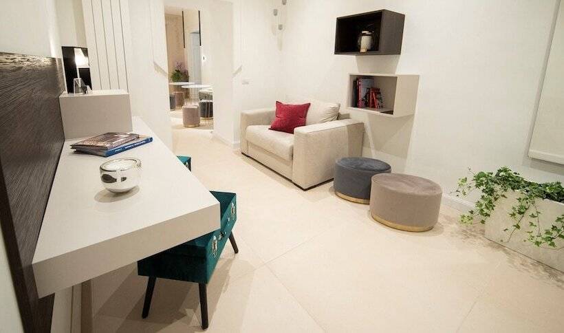 تختخواب و صبحانه Bari 102