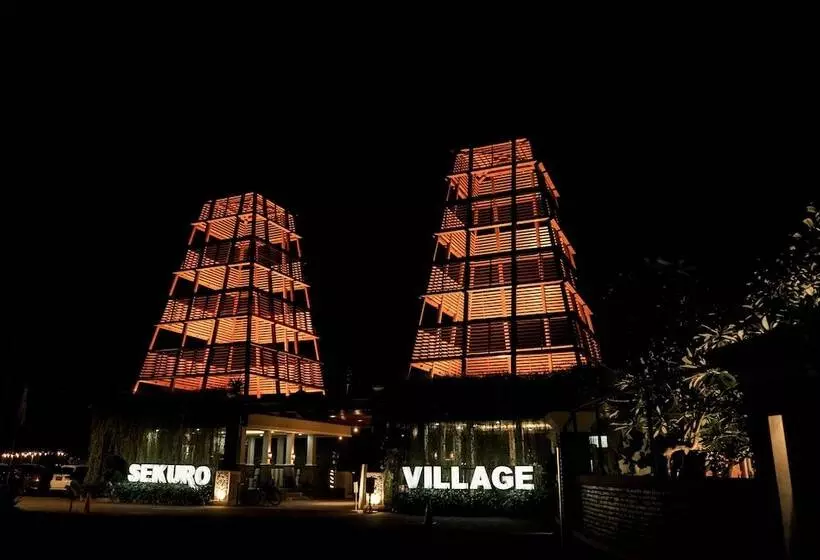 Hotelli Sekuro Village Beach Resort