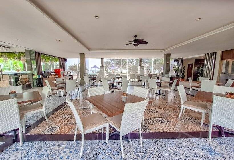 فندق Sekuro Village Beach Resort