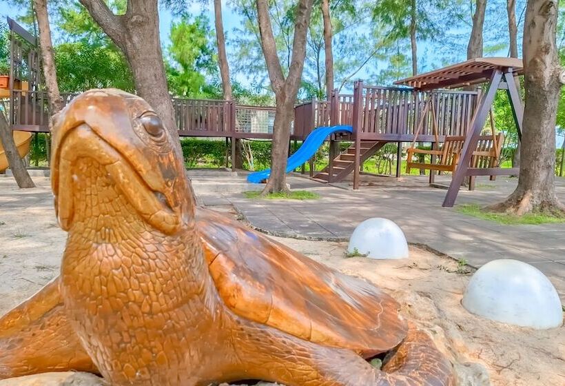 فندق Sekuro Village Beach Resort