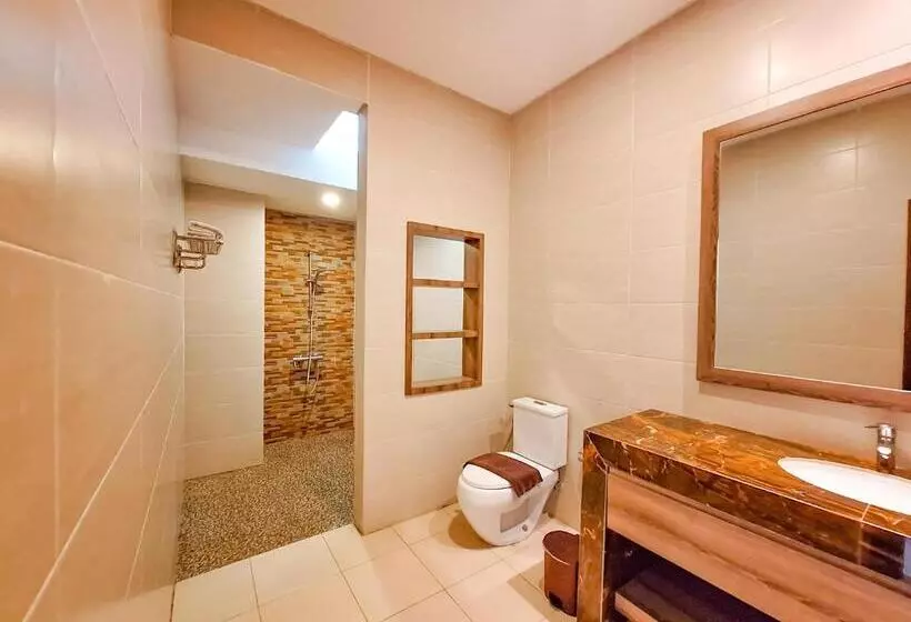 Hotelli Sekuro Village Beach Resort