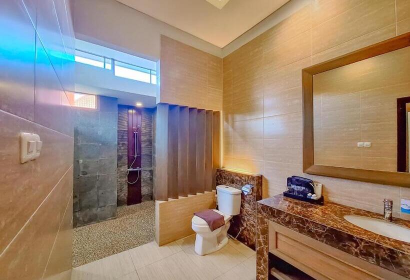 فندق Sekuro Village Beach Resort