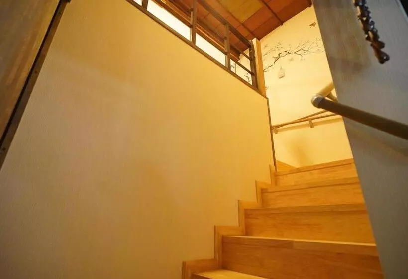 Majatalo Uji Tea Inn