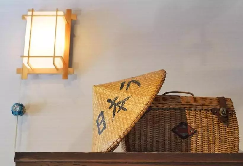 Majatalo Uji Tea Inn