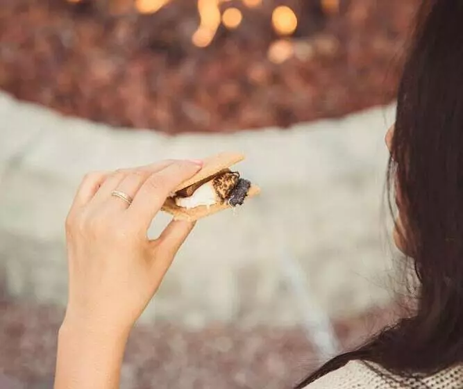 The June Motel, Prince Edward County