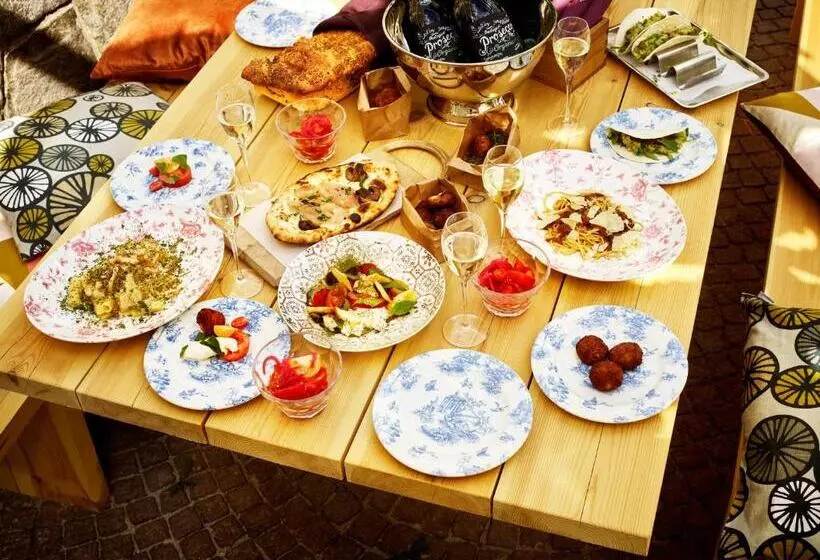 Hotelli Gio; Bw Signature Collection