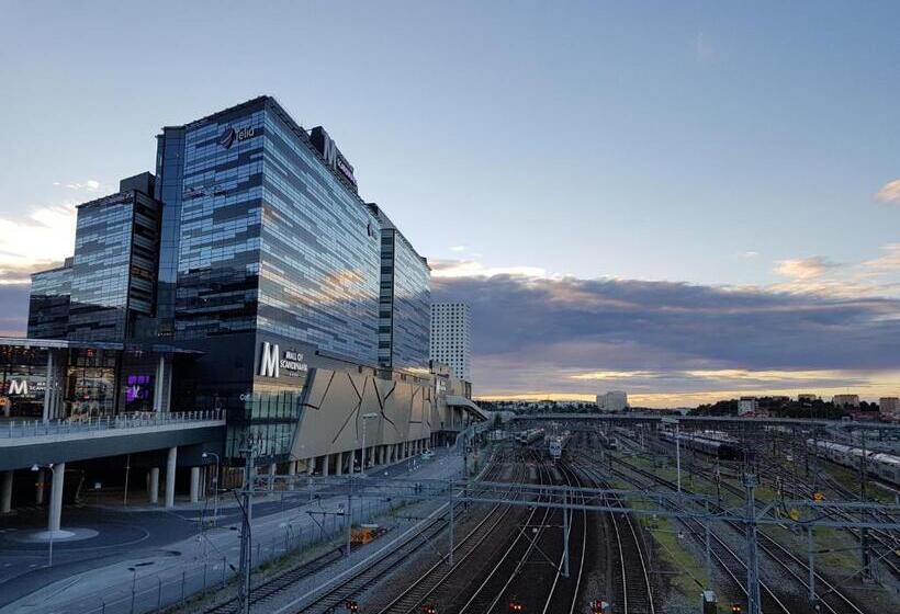 Hotelli Gio; Bw Signature Collection