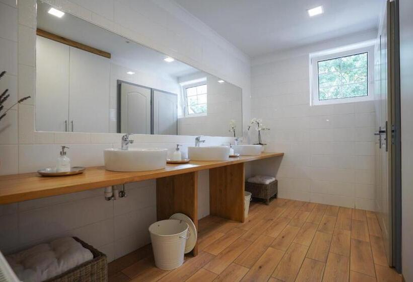 ホテル Szalajka Fogadó és étterem