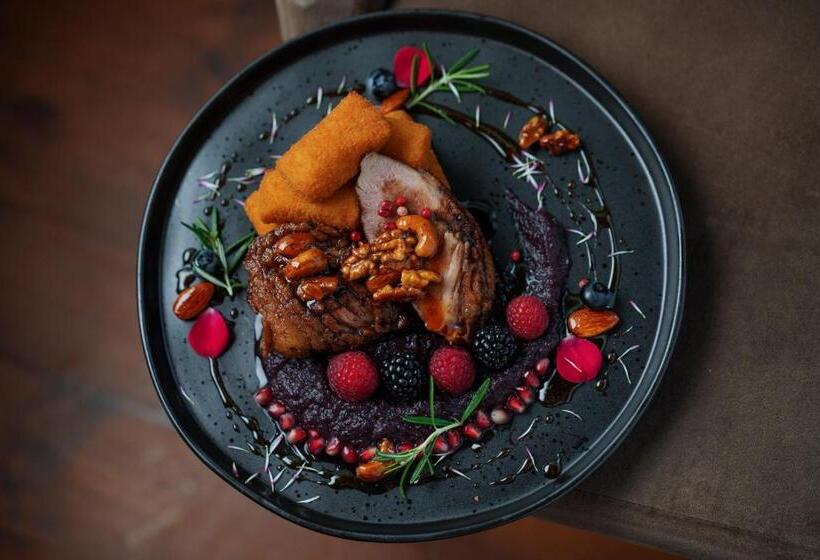 ホテル Szalajka Fogadó és étterem