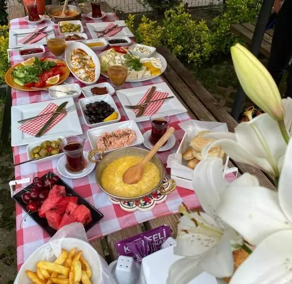 Kadifeli Konak Hotel & Bungalow