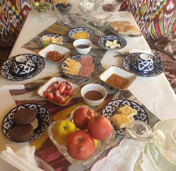 Majatalo Guest House Firuza