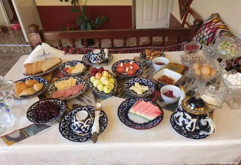Majatalo Guest House Firuza