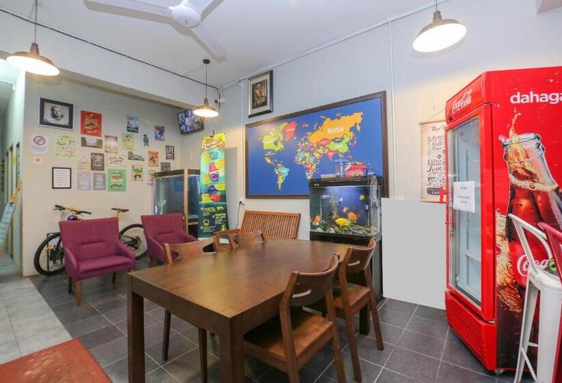 פנסיון Spot On 89751 Bed Station Guest House   Hostel