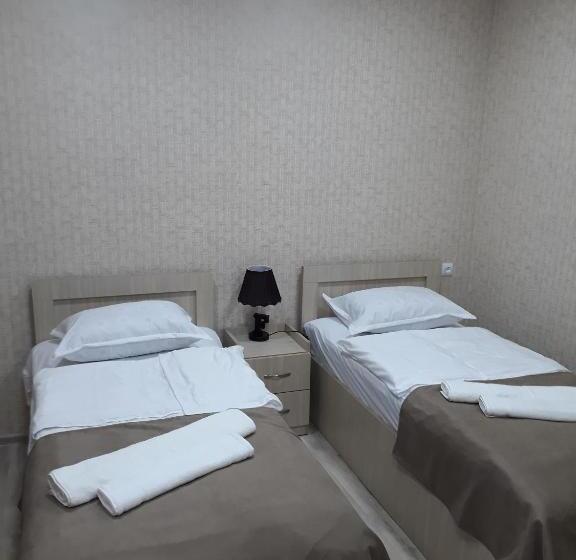 پانسیون Vardzia