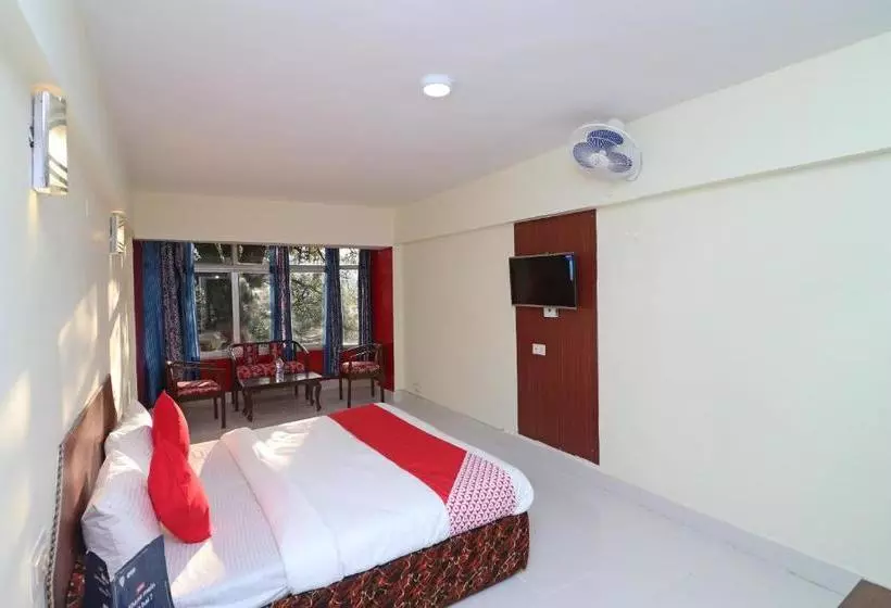 Hotelli Treebo Kosmos Anamika, 1 Km From Nainital Lake