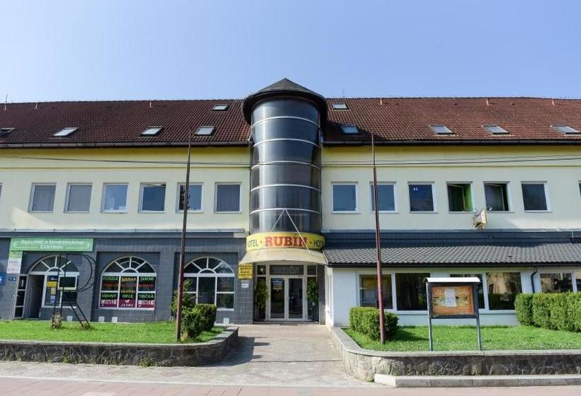 Отель Rubín