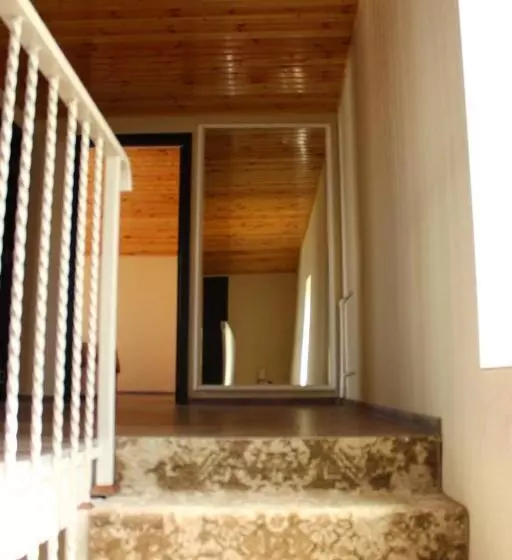 پانسیون Ronini Telavi