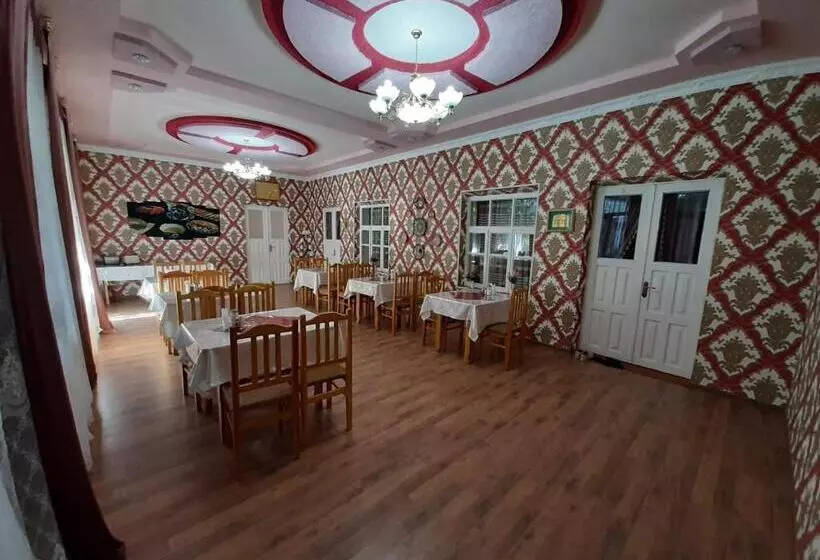 Majatalo Saroy Guest House