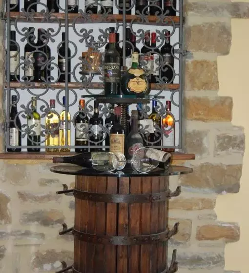 هتل Agriturismo Countryhouse Le Giare