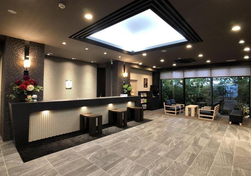 Отель Routeinn Grand Ota Ekimae