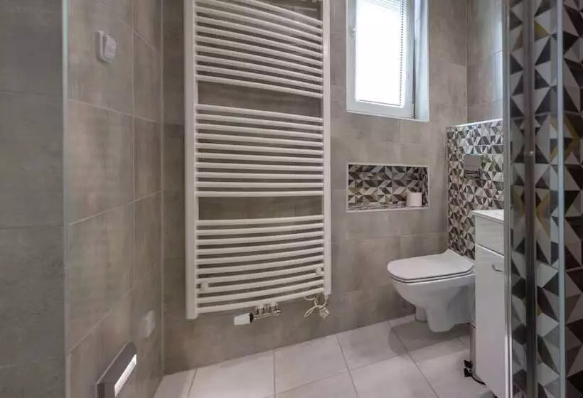 Majatalo Penzion Moon