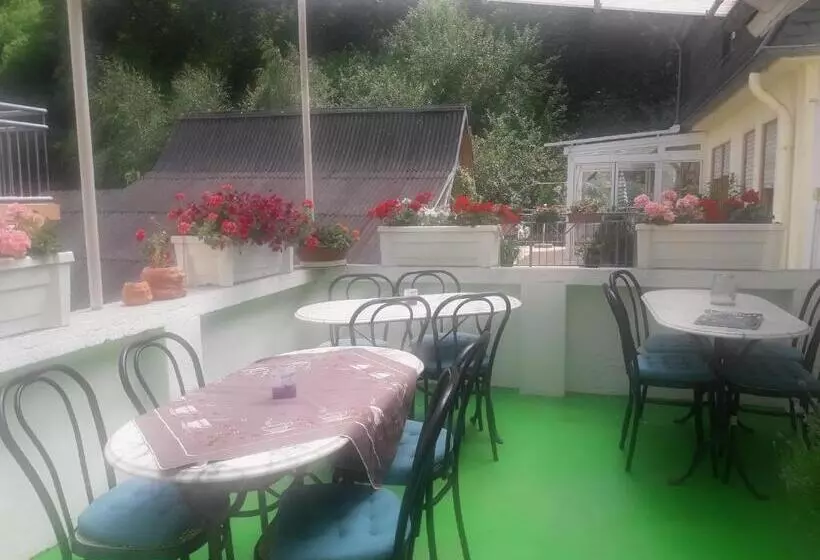 & Restaurant Pension Bei Der Post