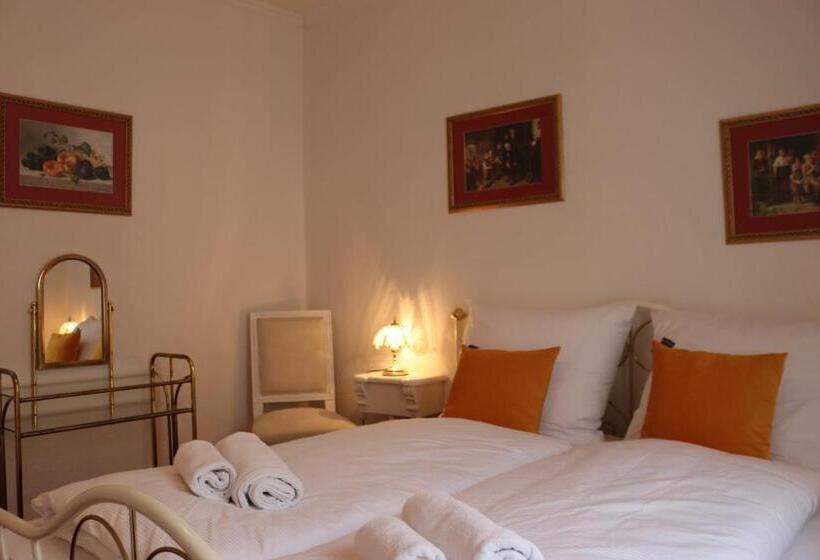 & Restaurant Pension Bei Der Post