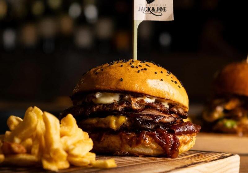 استراحتگاه Luxury Glamping Chocolate Village