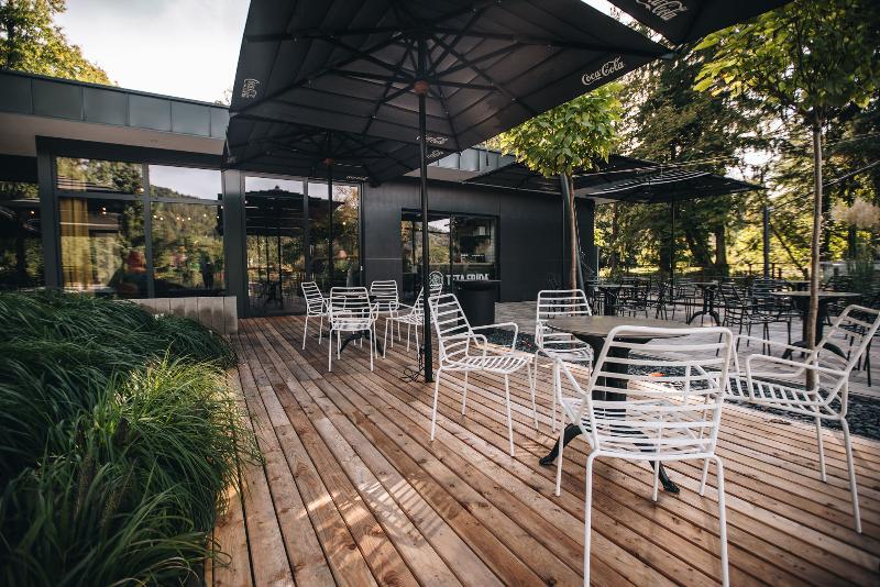 استراحتگاه Luxury Glamping Chocolate Village