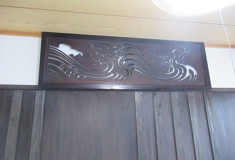 Bed and Breakfast Aki Kokubunji Shukubou