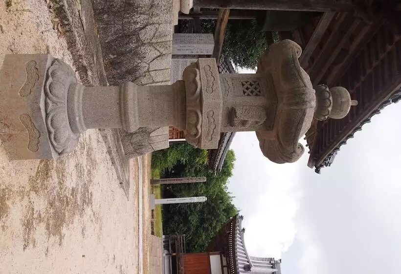 Aamiaismajoitus (B&B) Aki Kokubunji Shukubou