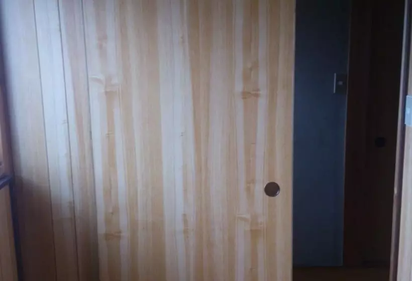 Aamiaismajoitus (B&B) Guesthouse Izuru