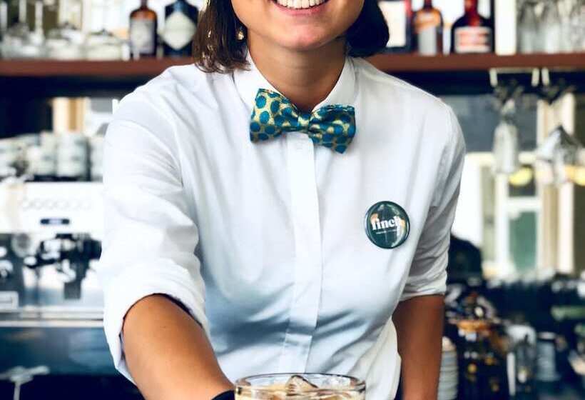 Finch Boutique Hotel, Downtown