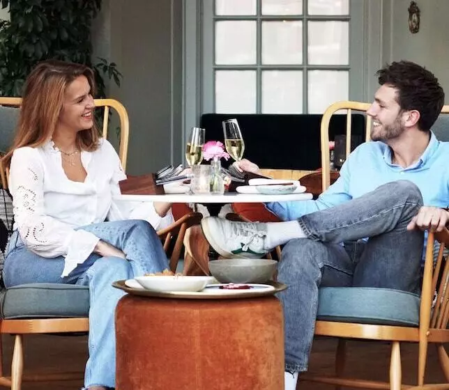 Finch Boutique Hotel, Downtown