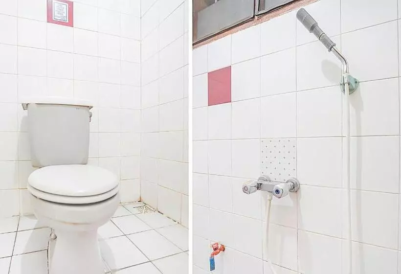 Hotelli Lie Mas Prigen Pasuruan Mitra Reddoorz