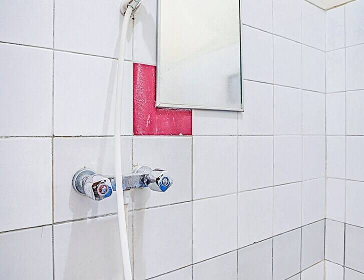 Hotell Lie Mas Prigen Pasuruan Mitra Reddoorz