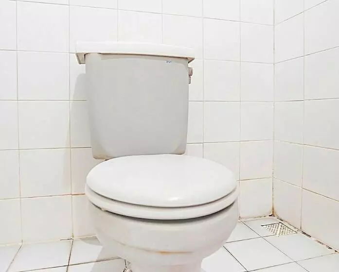 Hotelli Lie Mas Prigen Pasuruan Mitra Reddoorz