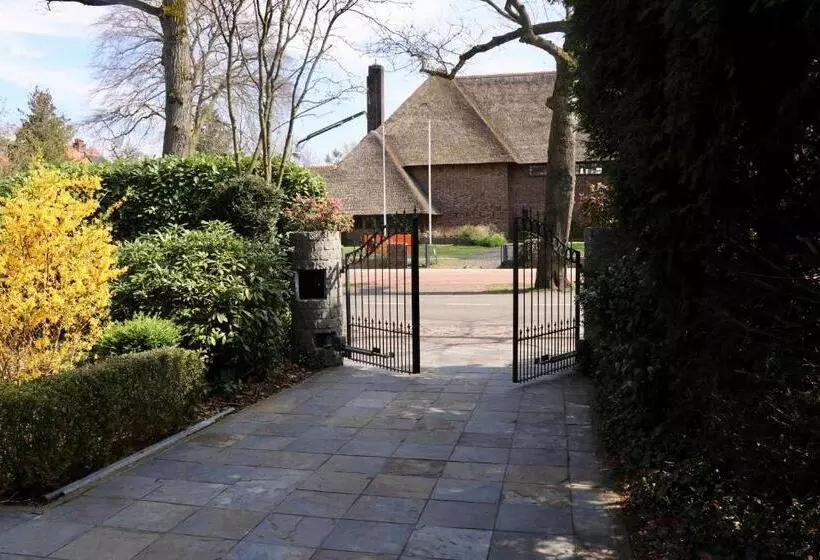 ペンション Cavalli's Cottage