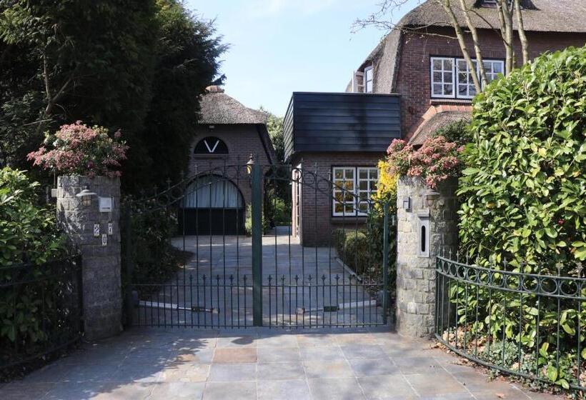 פנסיון Cavalli's Cottage