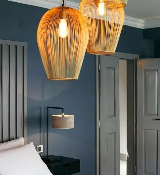 تختخواب و صبحانه Palazzo Sbutega