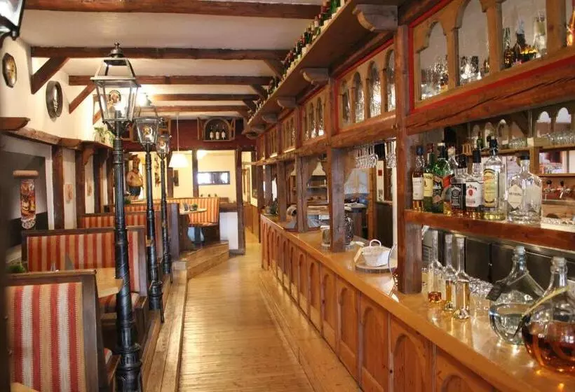 Hotelli Franziskaner Am Markt