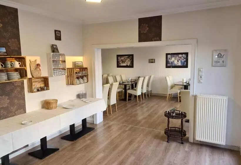 Hotelli Franziskaner Am Markt